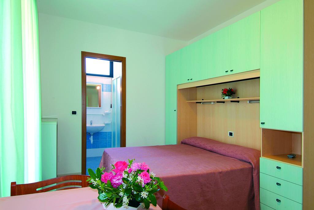 Hotel Residence Margherita 托尔托雷托 外观 照片