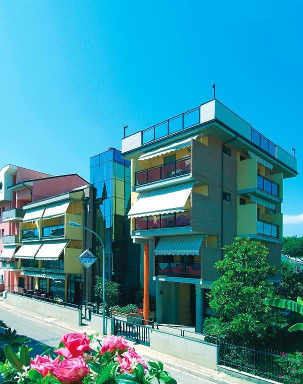 Hotel Residence Margherita 托尔托雷托 外观 照片